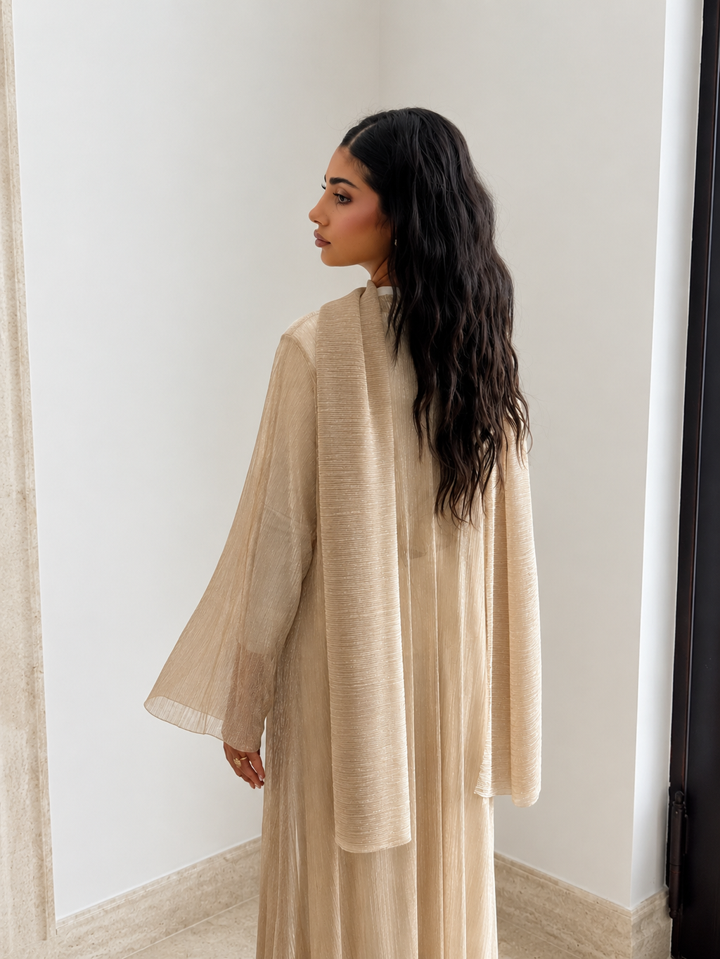 Lumière Abaya