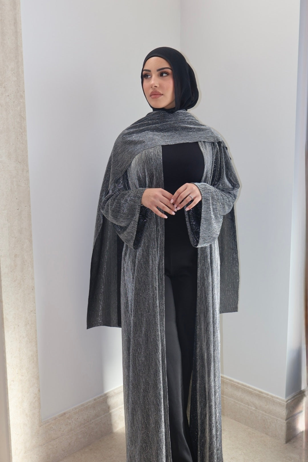 Lumière Abaya